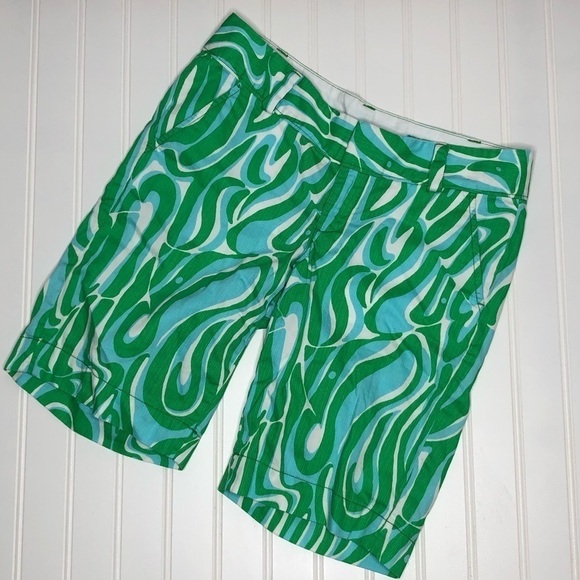 Lilly Pulitzer “The Chipper” shorts, size 00 - Picture 2 of 7